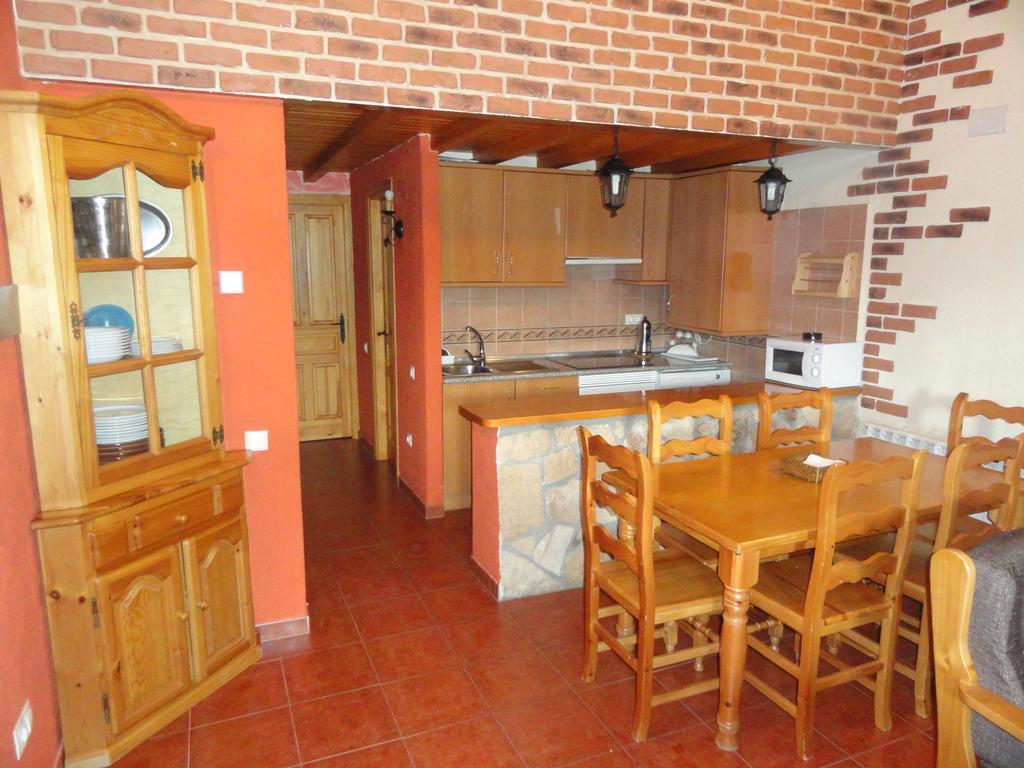 Casa Rural La Vega De Gredos Guest House San Martin de la Vega del Alberche Exterior foto
